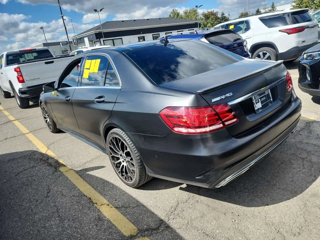 Mercedes-Benz E 300 * AMG Line * Фолио * CARFAX * Без инциденти * , снимка 4 - Автомобили и джипове - 56206036