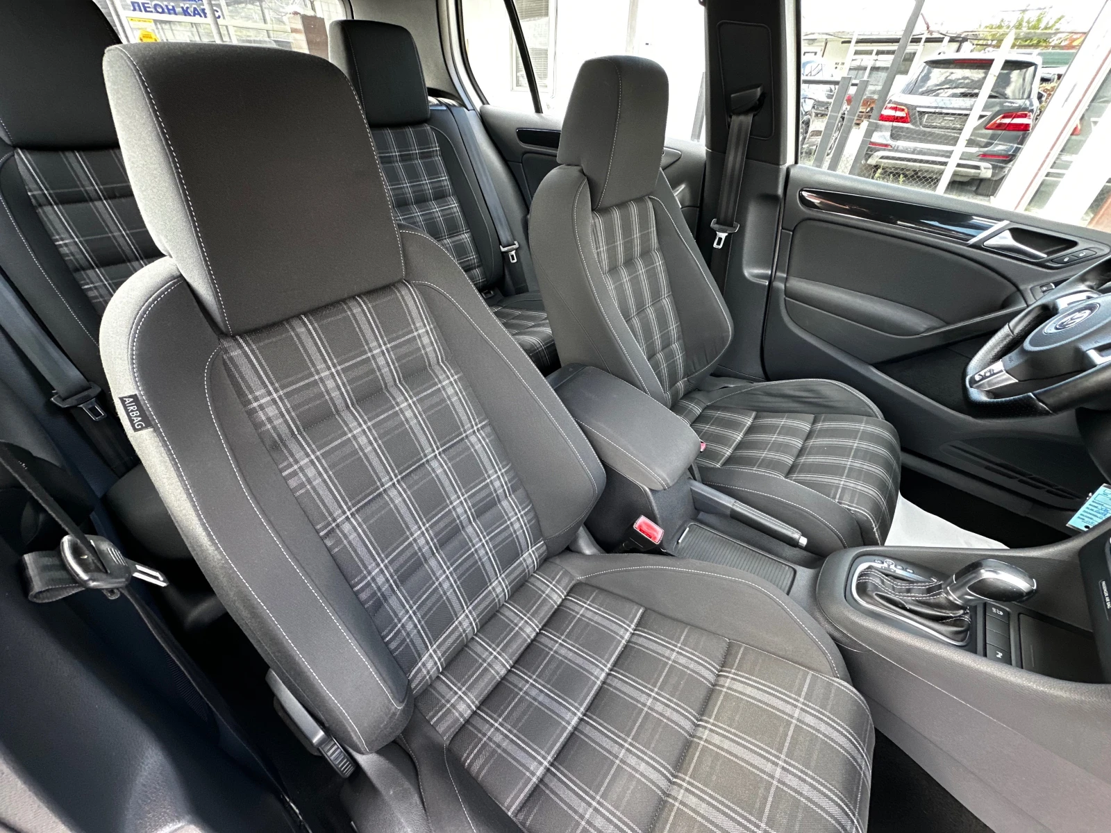 VW Golf GTD 2.0TDI 170к.с DSG* LED* Нави, снимка 8 - Автомобили и джипове - 56210515