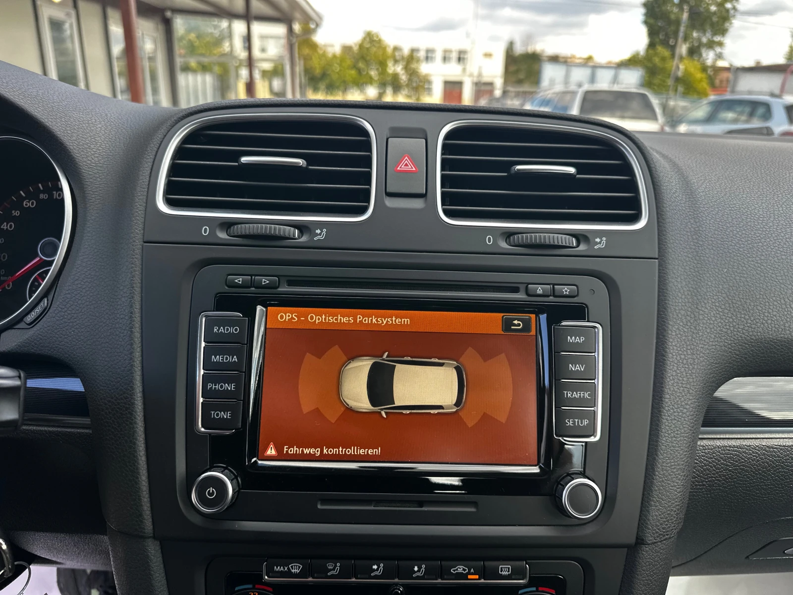 VW Golf GTD 2.0TDI 170к.с DSG* LED* Нави, снимка 15 - Автомобили и джипове - 56210515