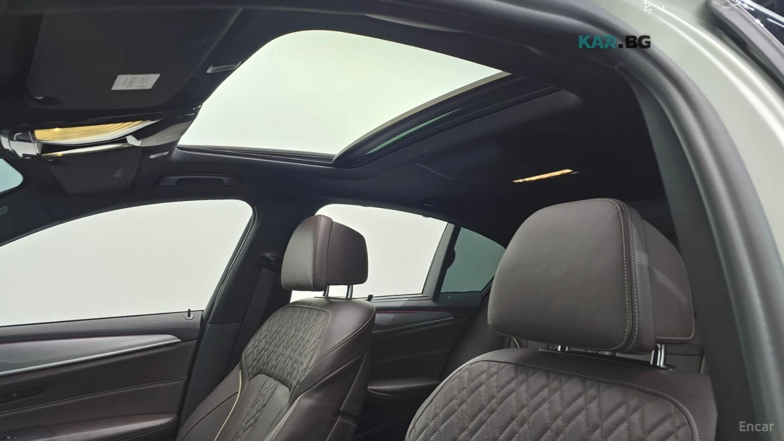 BMW 550 M* DISTRONIC* HUD* AMBIENT* BOWER&WILKINS* ВАКУМ, снимка 15 - Автомобили и джипове - 56294928