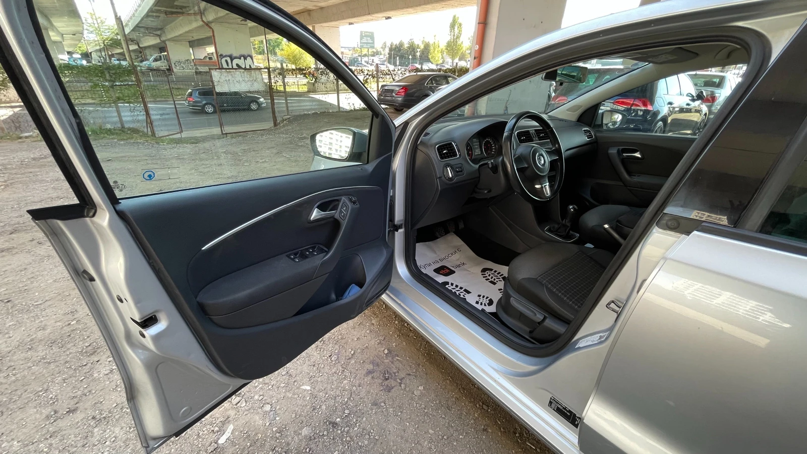VW Polo 1, 6 ГАЗ, снимка 11 - Автомобили и джипове - 56412116
