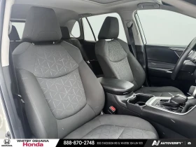 Toyota Rav4 XLE* AWD* АвтоКредит* (ЦЕНА ДО БГ) | Auto.bg — изображение 16