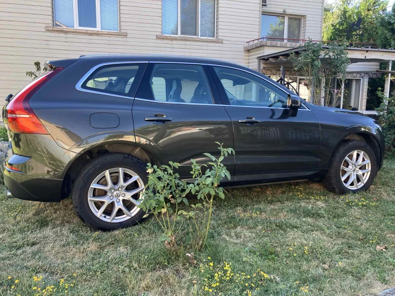Volvo XC60 2.0 T8 Plug-in Hybrid Business Plus AWD, снимка 4 - Автомобили и джипове - 52432190