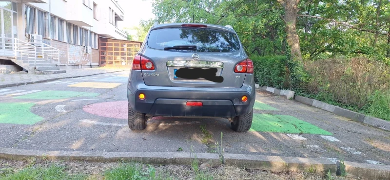 Nissan Qashqai, снимка 3 - Автомобили и джипове - 49980342
