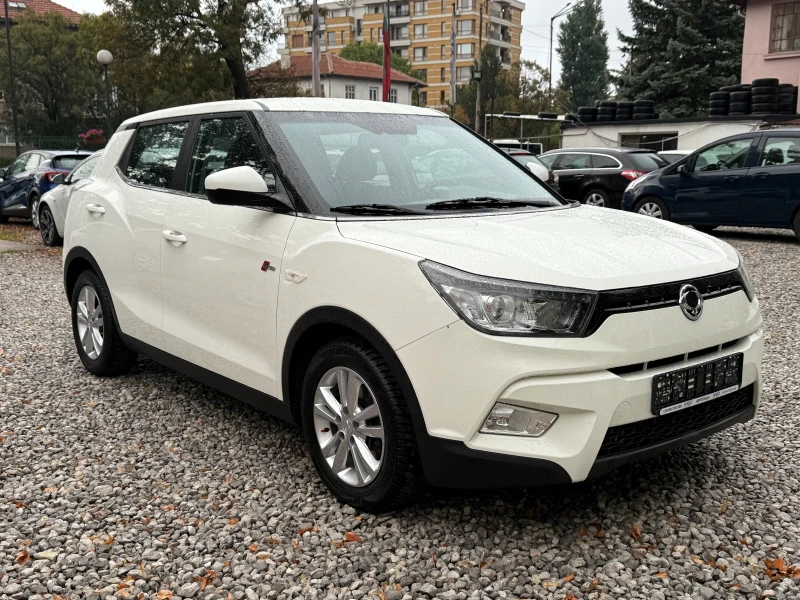 SsangYong Tivoli 1.6e-xdi 134000км. 4Х4 С ГАРАНЦИЯ! ПЕРФЕКТНА!, снимка 3 - Автомобили и джипове - 51874244