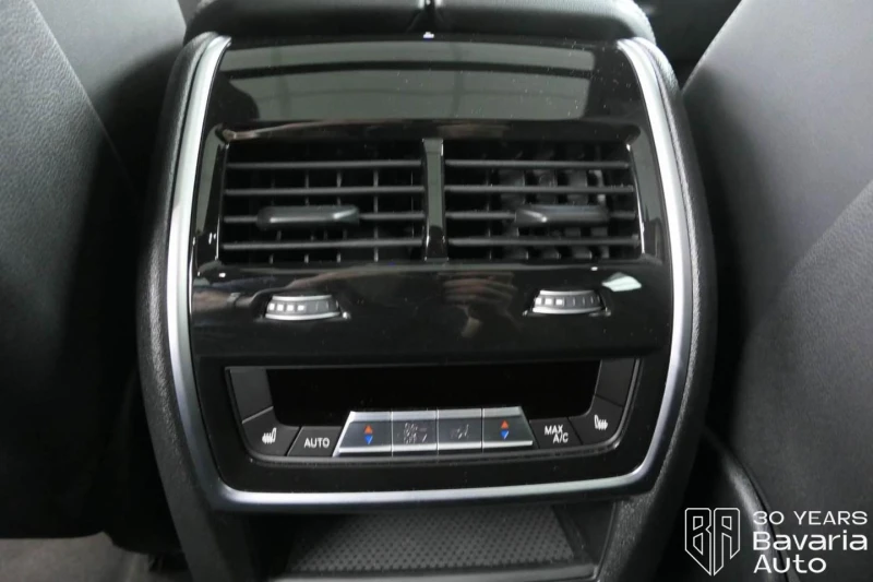 BMW X5 M60i xDrive Sportautomatic, снимка 13 - Автомобили и джипове - 52726400