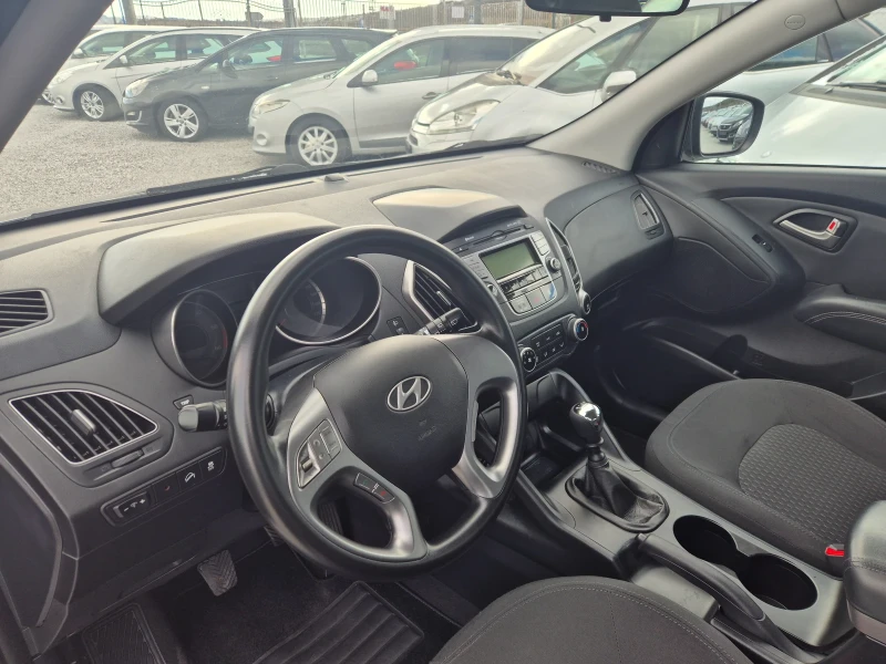 Hyundai IX35 1.7 CRDI, снимка 10 - Автомобили и джипове - 53081748
