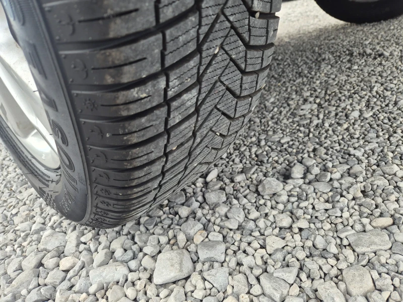 Hyundai IX35 1.7 CRDI, снимка 7 - Автомобили и джипове - 53081748