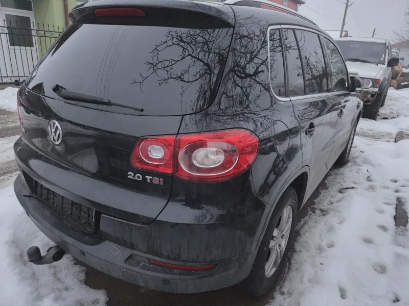 VW Tiguan, снимка 3 - Автомобили и джипове - 53204732