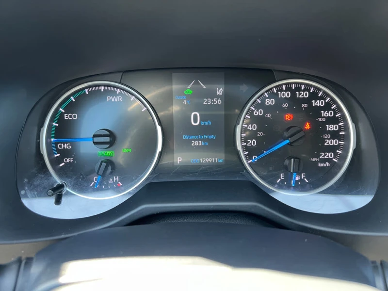 Toyota Rav4  Hybrid* XLE* AWD* Автокредит* (ЦЕНА ДО БГ)* , снимка 10 - Автомобили и джипове - 53345634