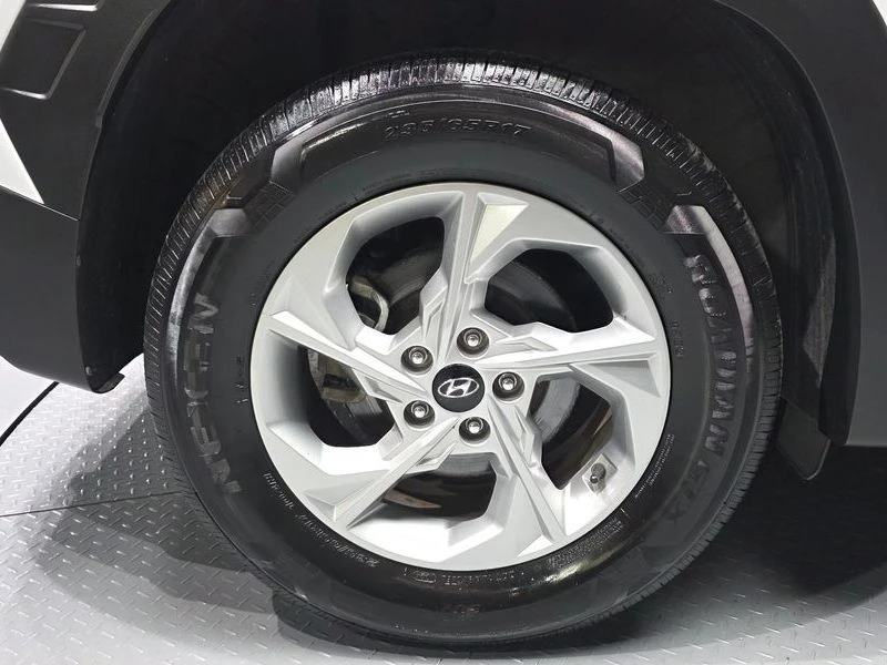 Hyundai Tucson Gasoline 1.6 Turbo 2WD| 177к.с.| ВКЛ.ТЕХНОТЕСТ, снимка 5 - Автомобили и джипове - 55612133