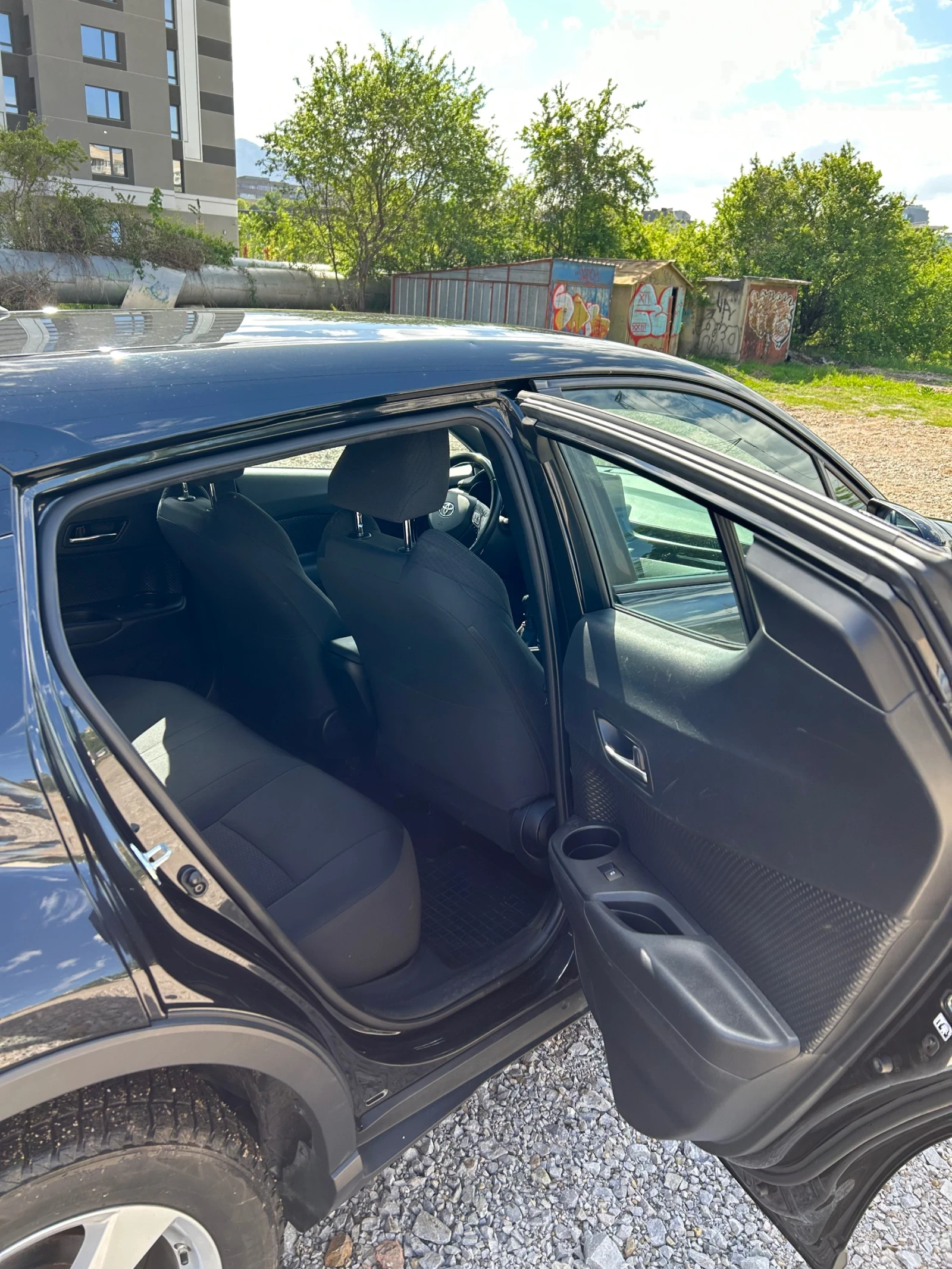 Toyota C-HR 1.2 | Mobile.bg � ����������� 16