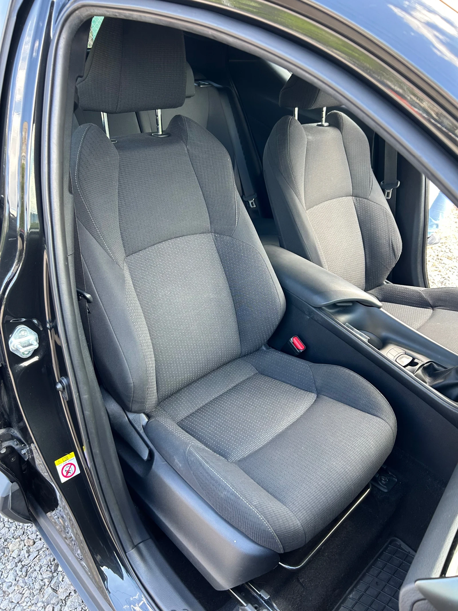 Toyota C-HR 1.2 | Mobile.bg � ����������� 13