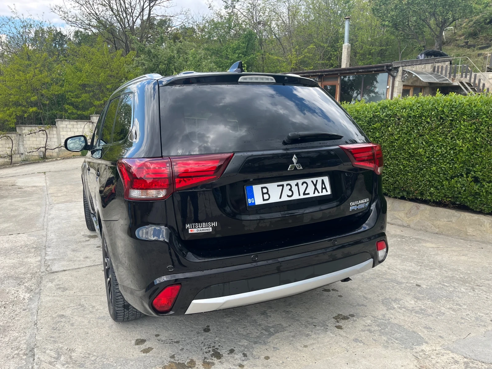 Mitsubishi Outlander PHEV - изображение 5