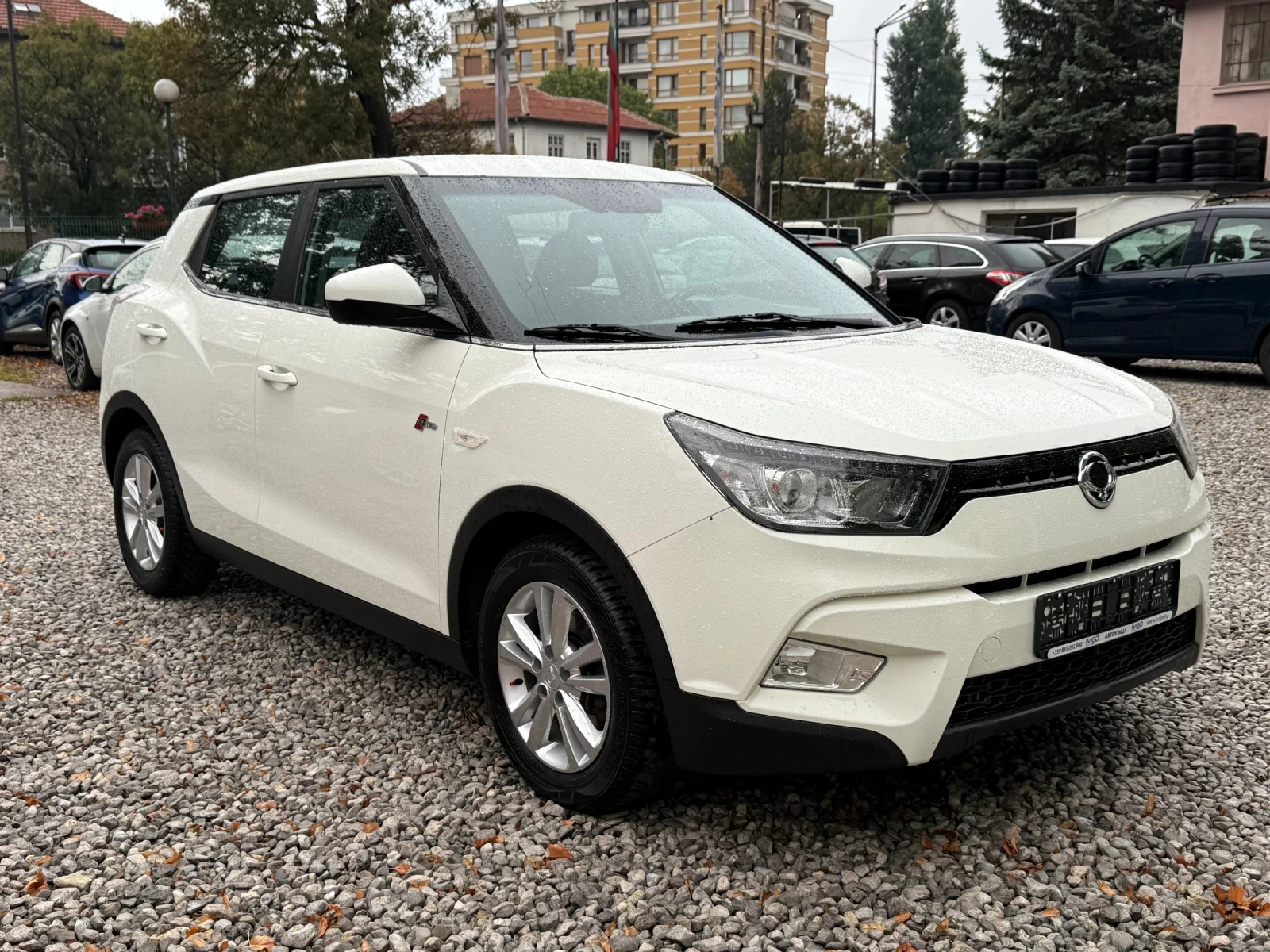 SsangYong Tivoli 1.6e-xdi 134000км. - 4Х4 - Перфектно състояние!  - изображение 3