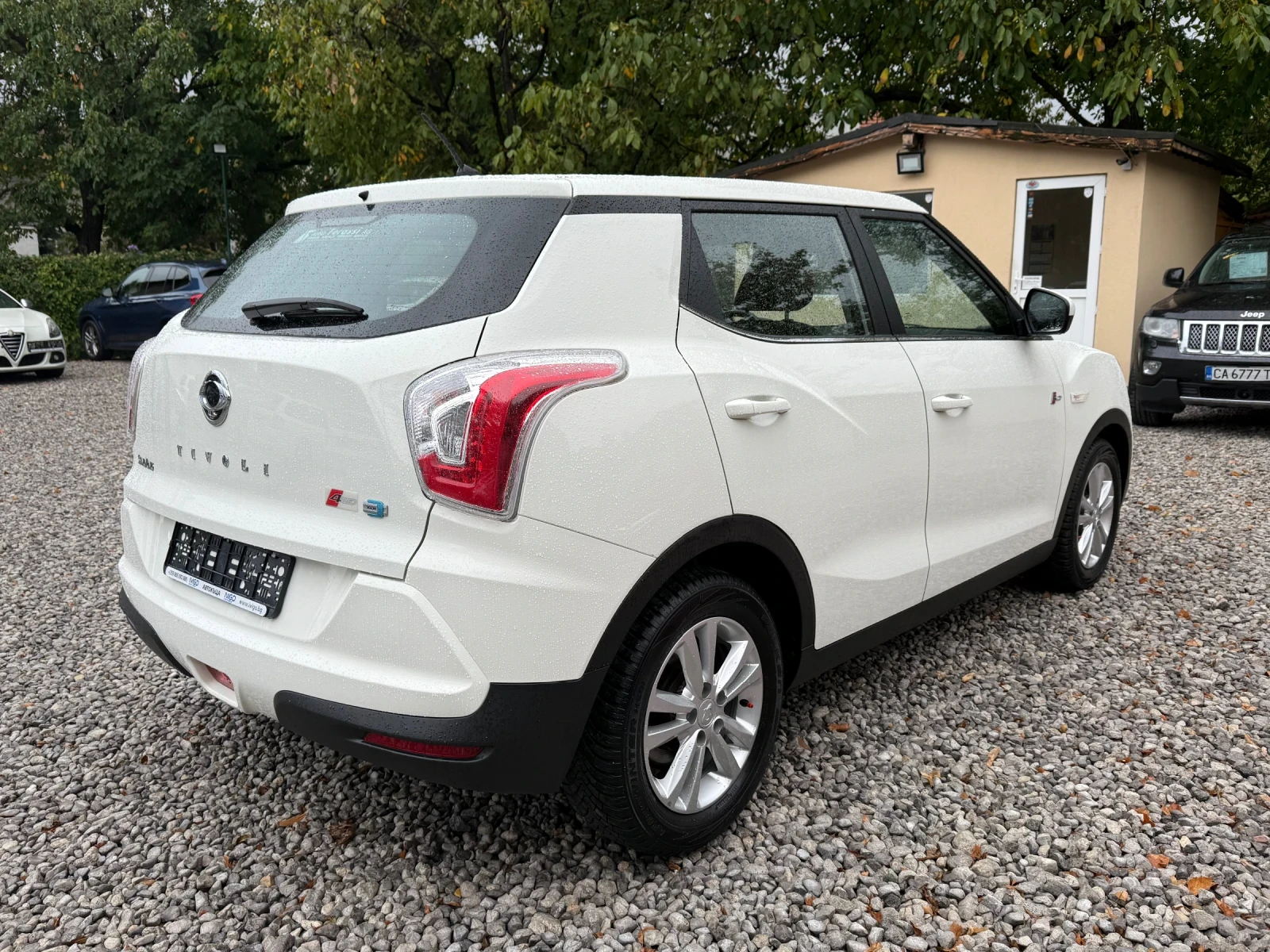 SsangYong Tivoli 1.6e-xdi 134000км. - 4Х4 - Перфектно състояние!  - изображение 4