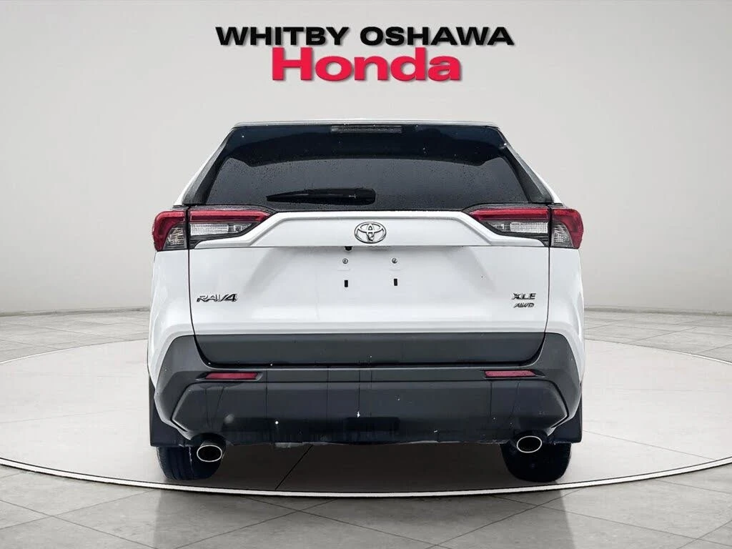 Toyota Rav4 XLE* AWD* АвтоКредит* (ЦЕНА ДО БГ), снимка 7 - Автомобили и джипове - 54043316