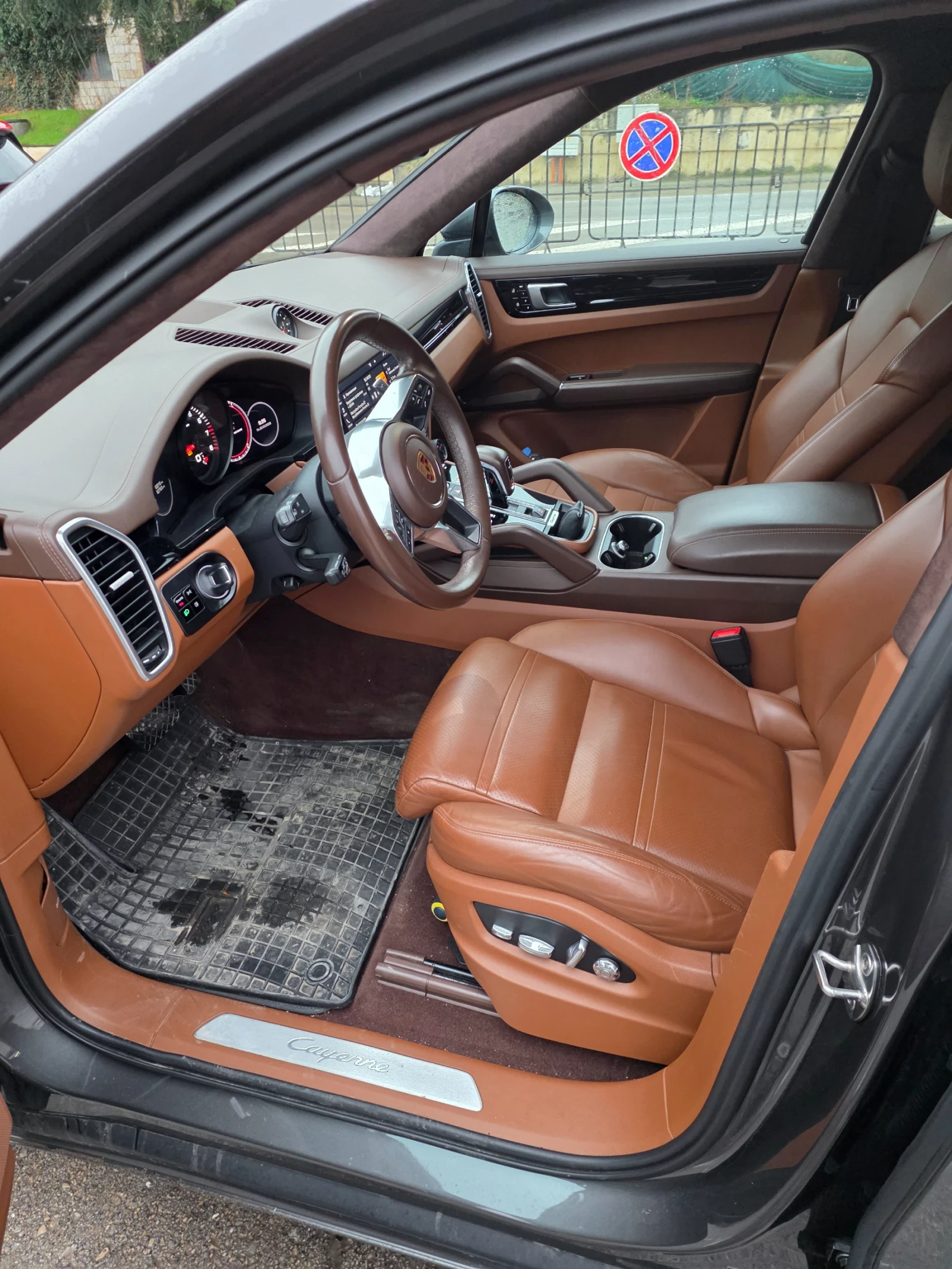 Porsche Cayenne, снимка 3 - Автомобили и джипове - 54116296