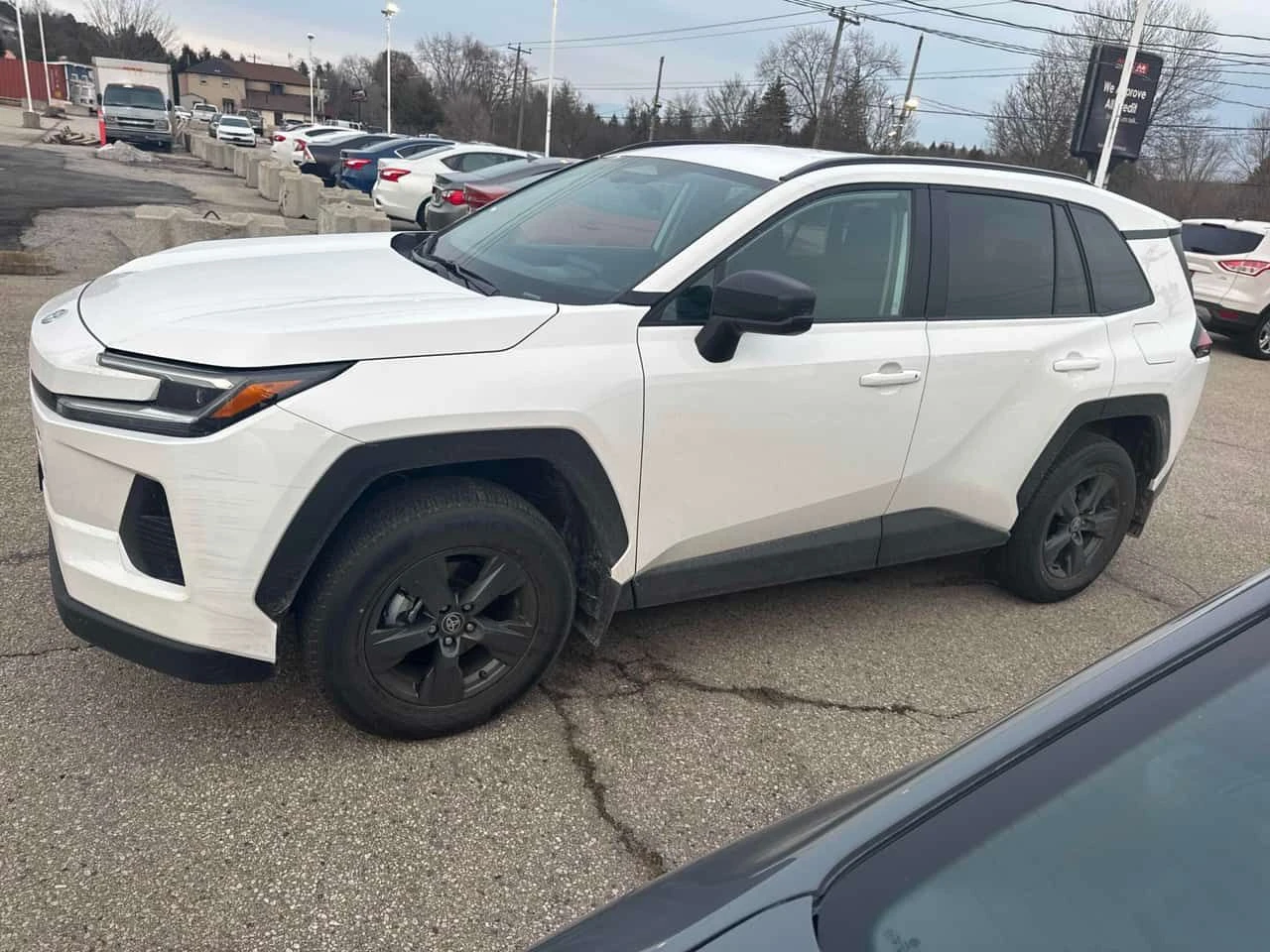 Toyota Rav4 LE HYBRID AWD * DIGITAL* ПОДГРЕВИ* КАМЕРА* , снимка 3 - Автомобили и джипове - 54137338