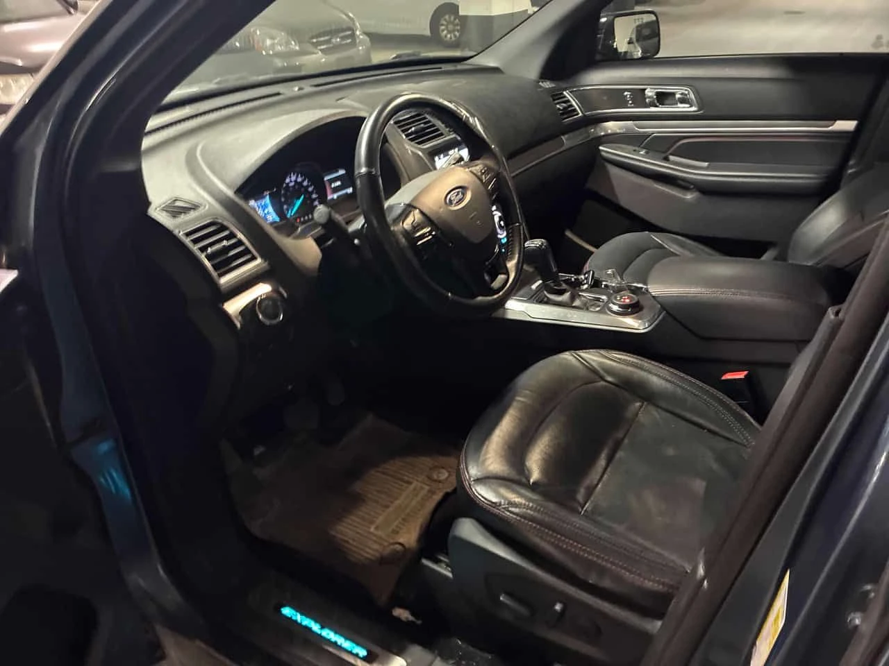 Ford Explorer * Sport * ОБДУХВАНЕ * 2 КЛЮЧА * КАМЕРА * NAVI, снимка 5 - Автомобили и джипове - 54158308