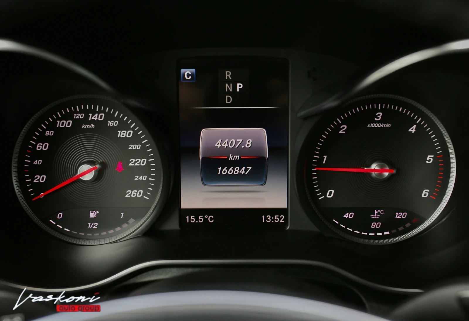 Mercedes-Benz GLC 250 d AMG Line 4MATIC 9 G-TRONIC AirMatic, снимка 7 - Автомобили и джипове - 54180977