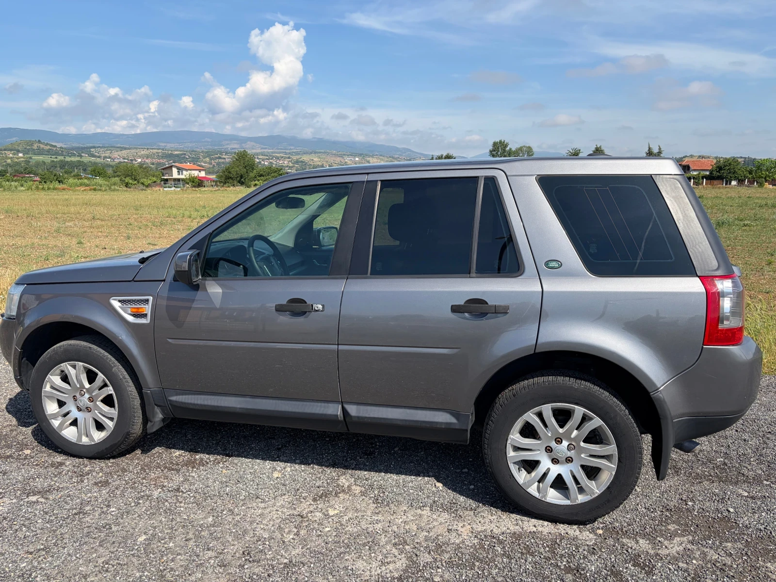 Land Rover Freelander 2.2TD4* 4x4* Avtomatik* NAVI* Кожа, снимка 7 - Автомобили и джипове - 54838883