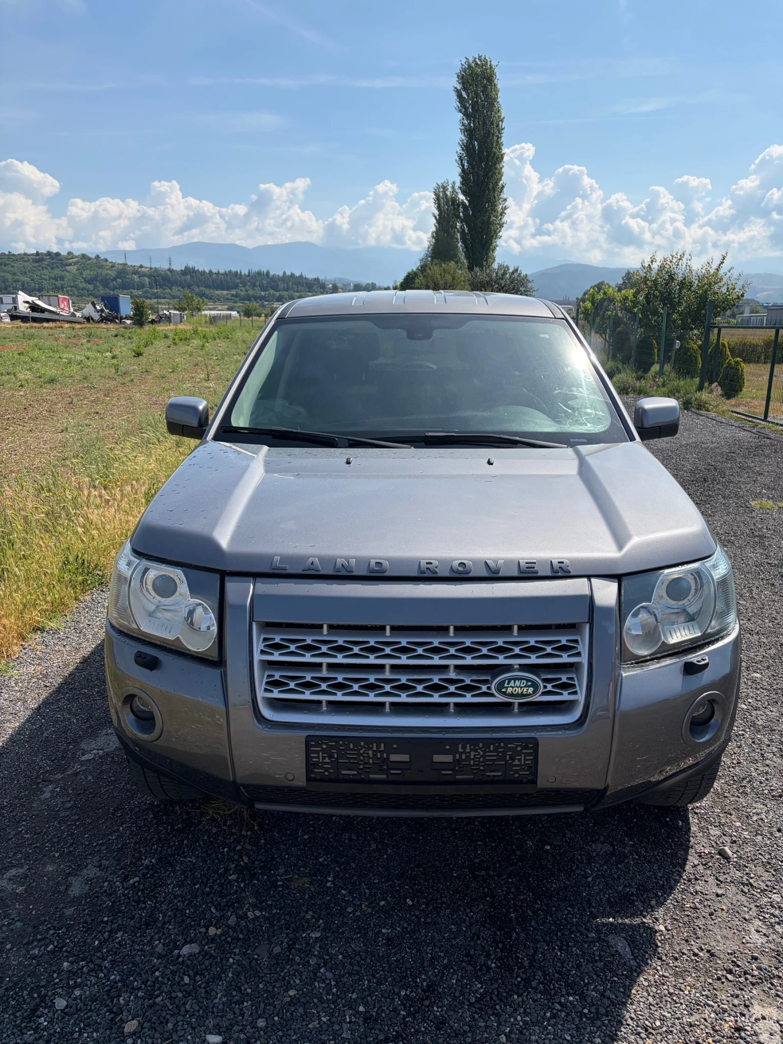 Land Rover Freelander 2.2TD4* 4x4* Avtomatik* NAVI* Кожа, снимка 2 - Автомобили и джипове - 54838883