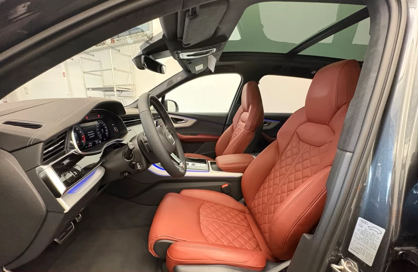 Audi SQ7 LASER* PANO* B&O* MEMORY* DISTR* HEAD-UP* 360CAM* , снимка 8 - Автомобили и джипове - 55022400