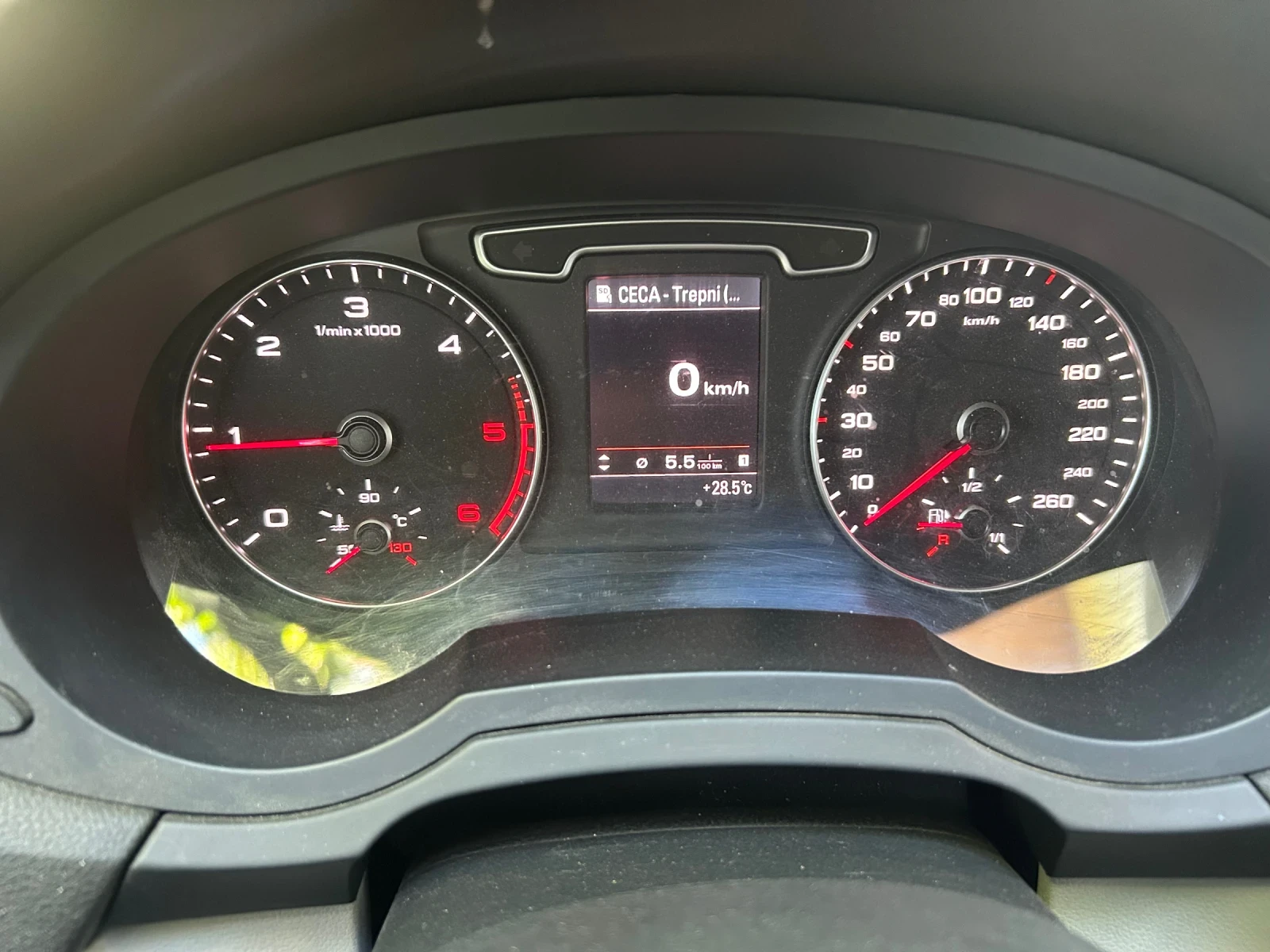 Audi Q3, снимка 6 - Автомобили и джипове - 55049248