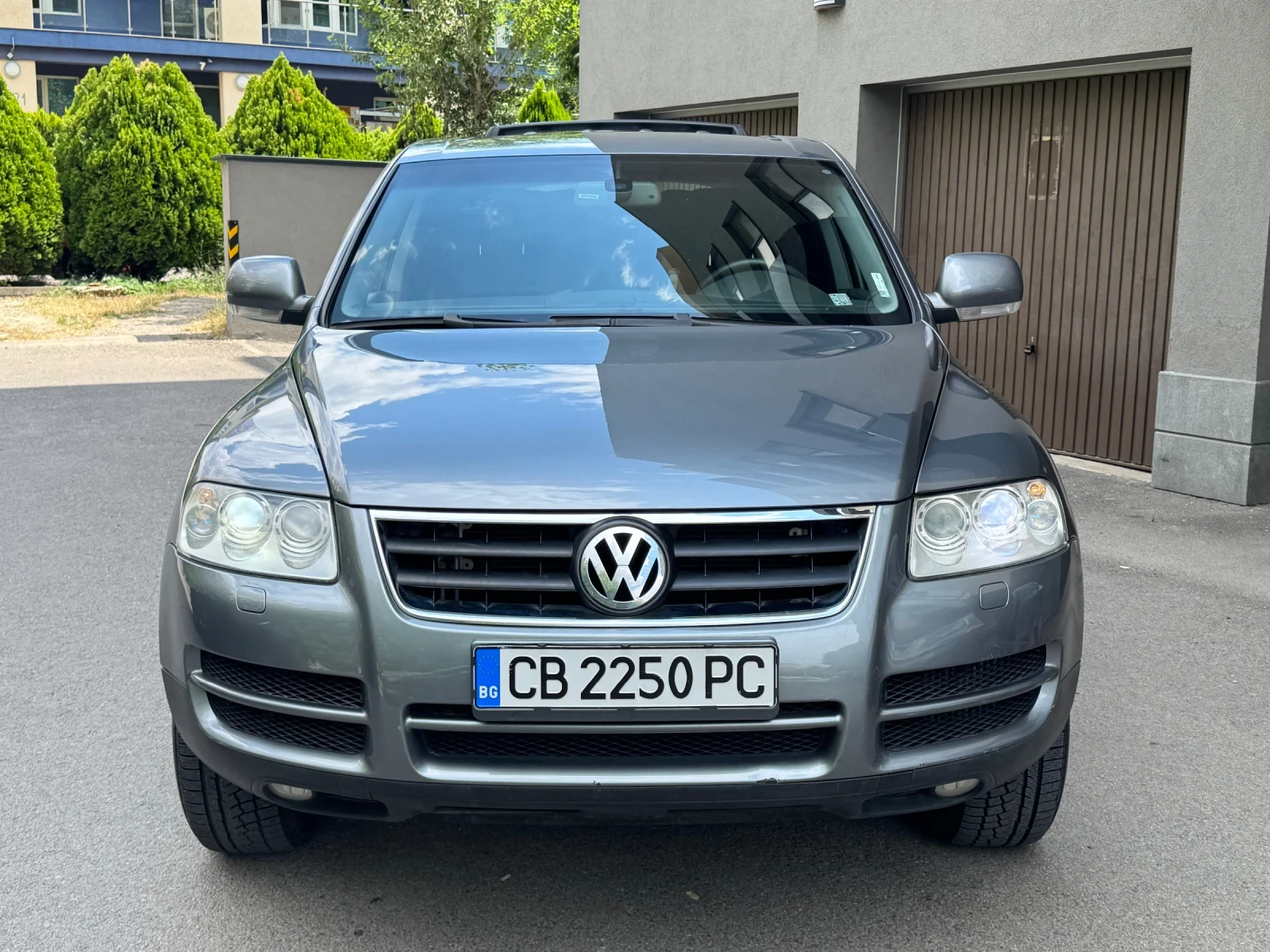 VW Touareg, снимка 5 - Автомобили и джипове - 55236831