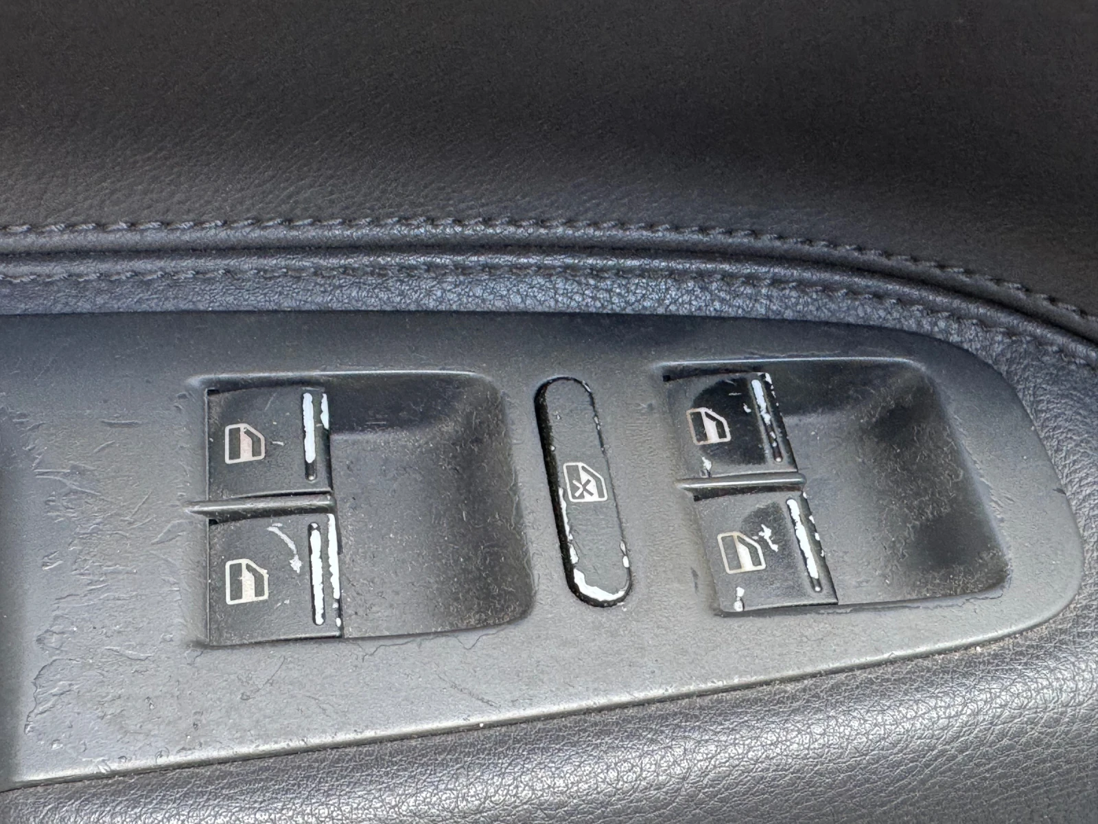 VW Touareg, снимка 13 - Автомобили и джипове - 55236831