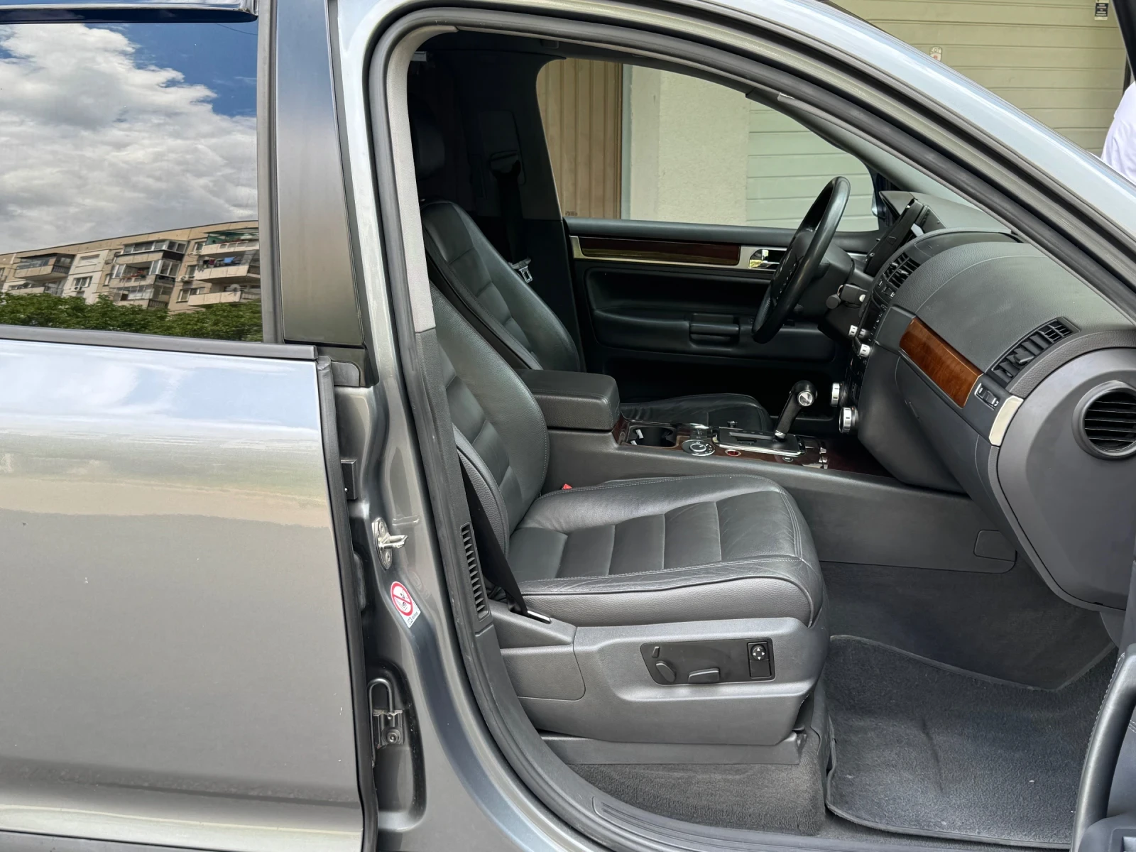 VW Touareg, снимка 10 - Автомобили и джипове - 55236831