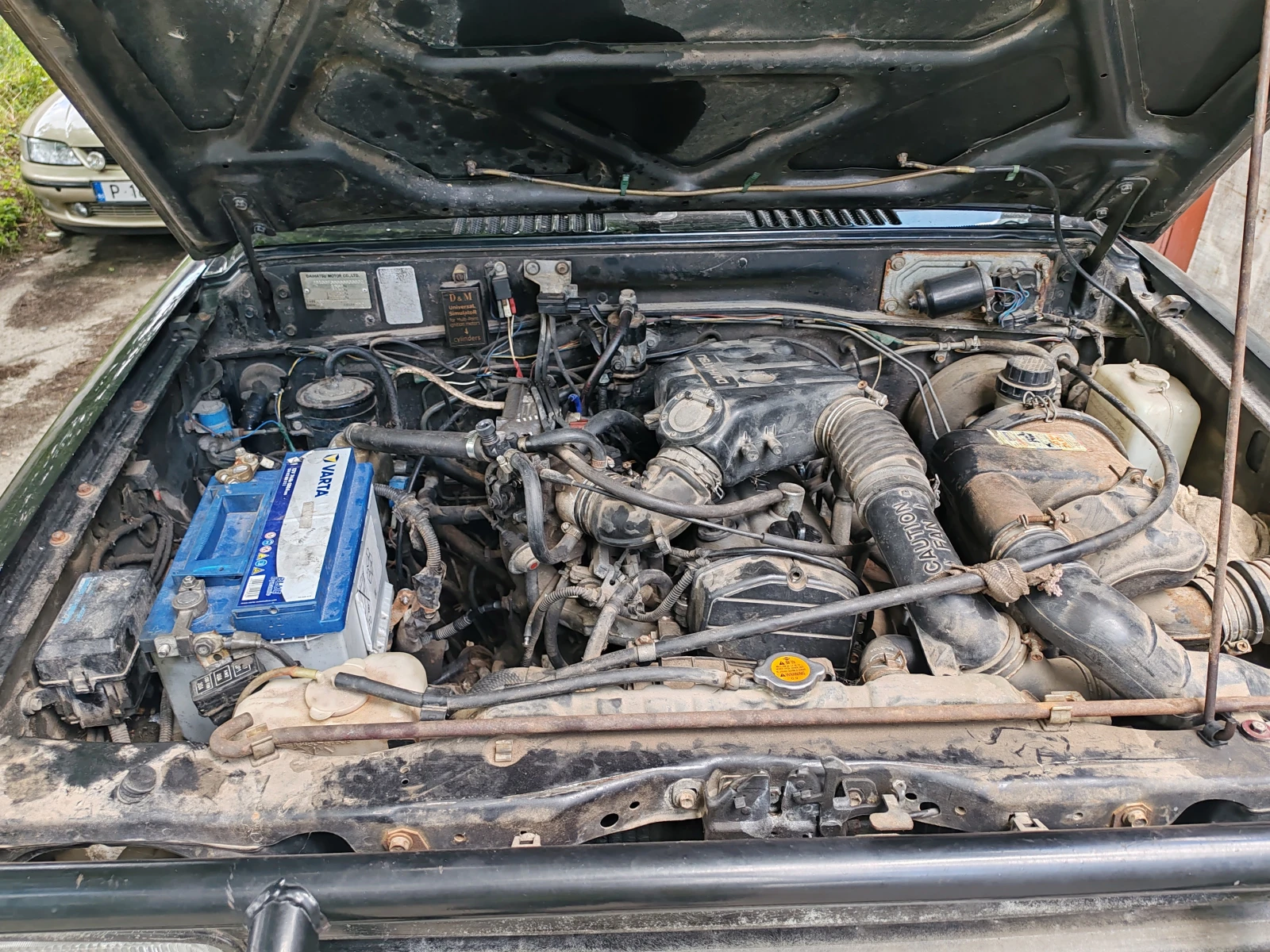 Daihatsu Feroza 1.6 Бензин/Газ, снимка 10 - Автомобили и джипове - 55363839