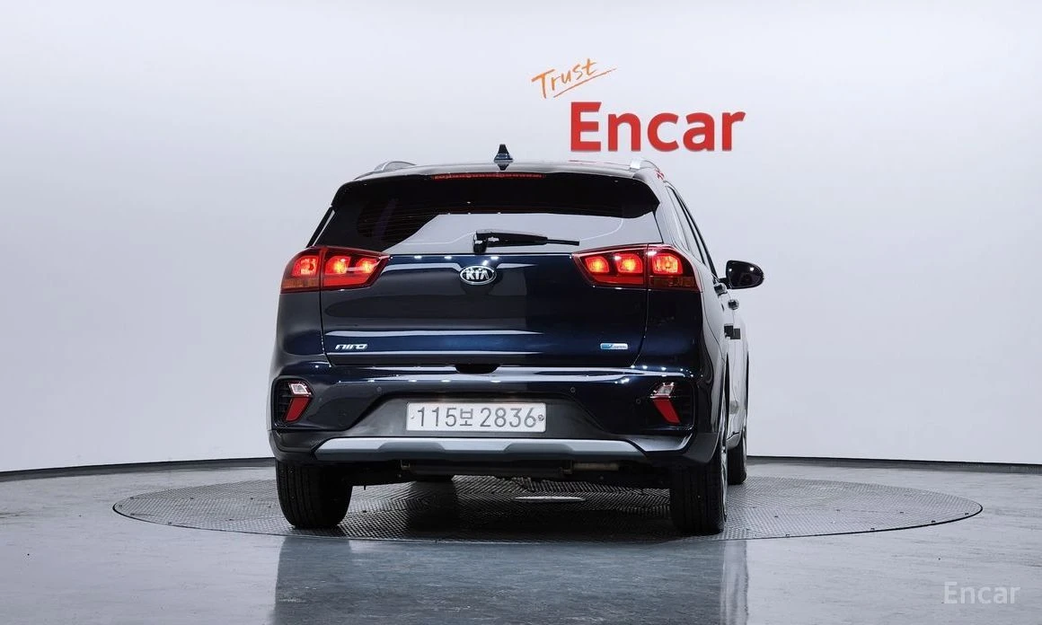 Kia Niro, снимка 4 - Автомобили и джипове - 55348266