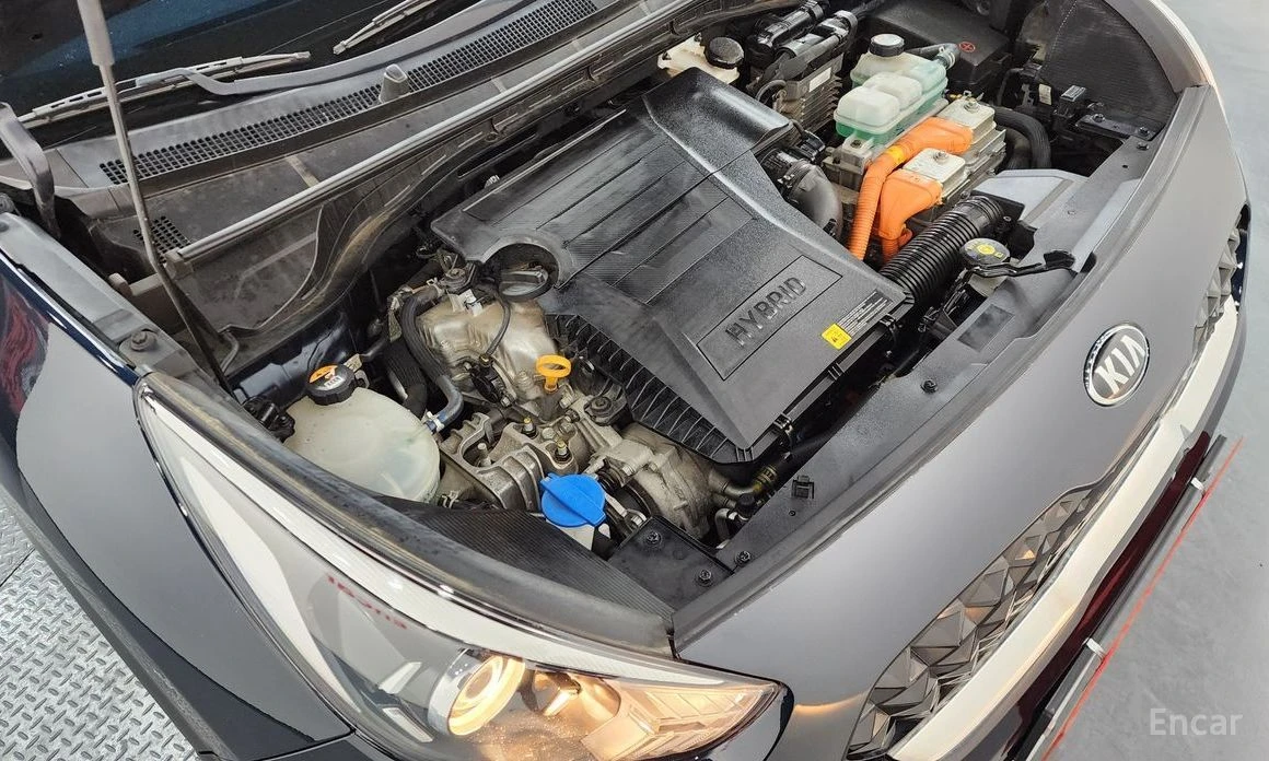 Kia Niro, снимка 6 - Автомобили и джипове - 55348266