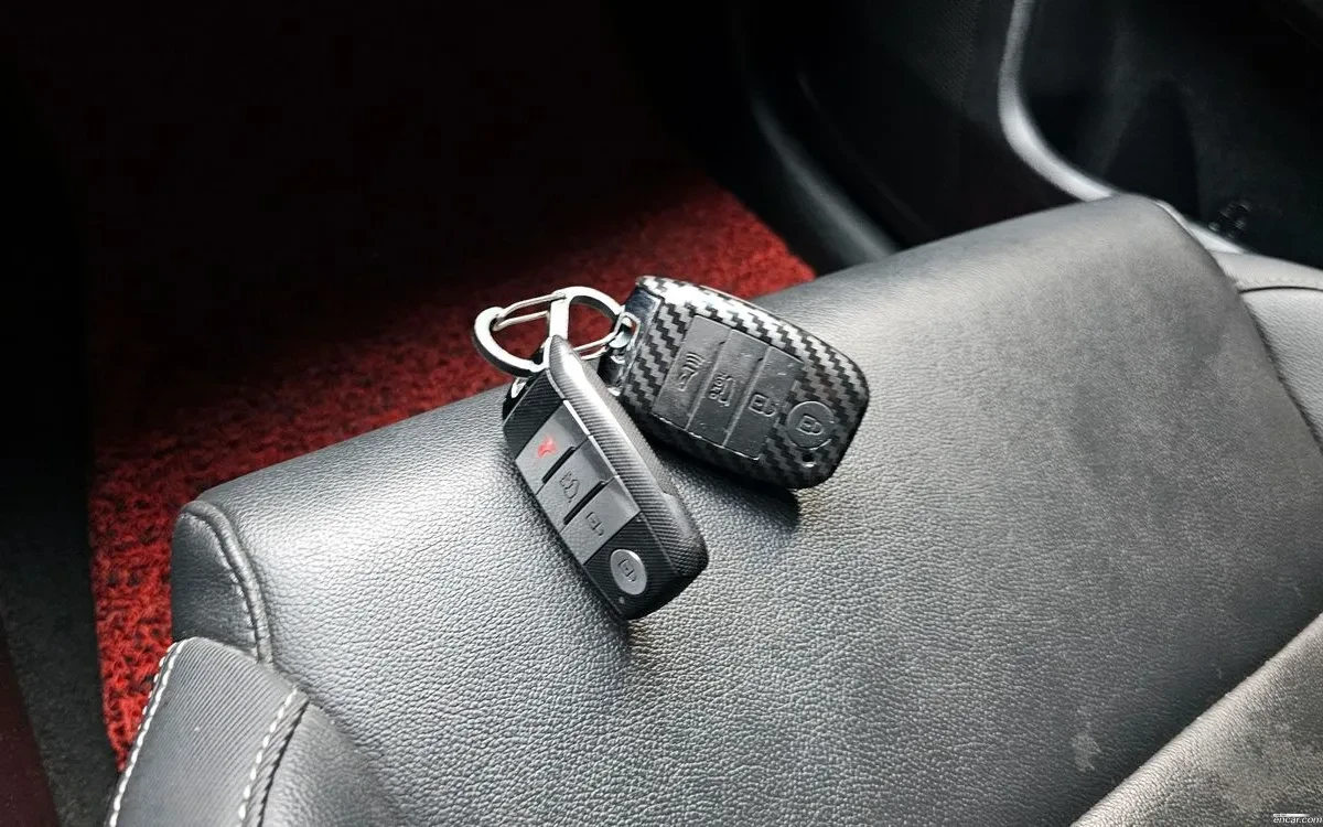 Kia Sportage TRENDY 1.7 CRDi| KEYLESS| �������| 2 ����� | Mobile.bg � ����������� 11