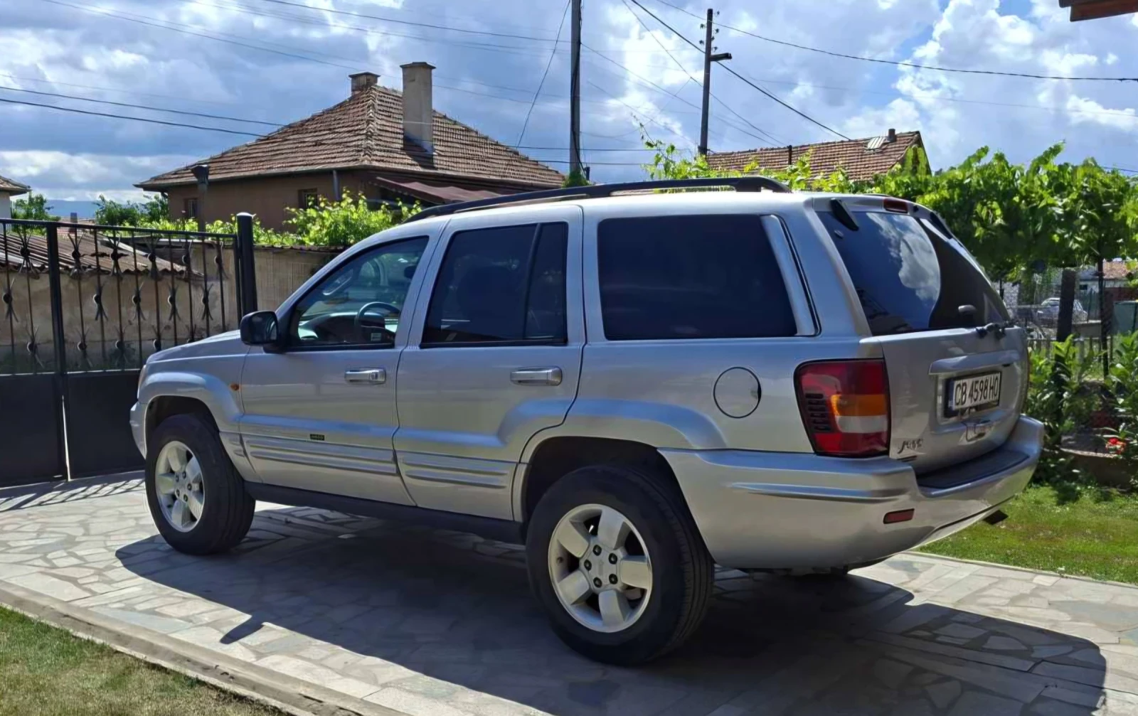 Jeep Grand cherokee 2.7 CRD  фейслифт, снимка 3 - Автомобили и джипове - 55422414
