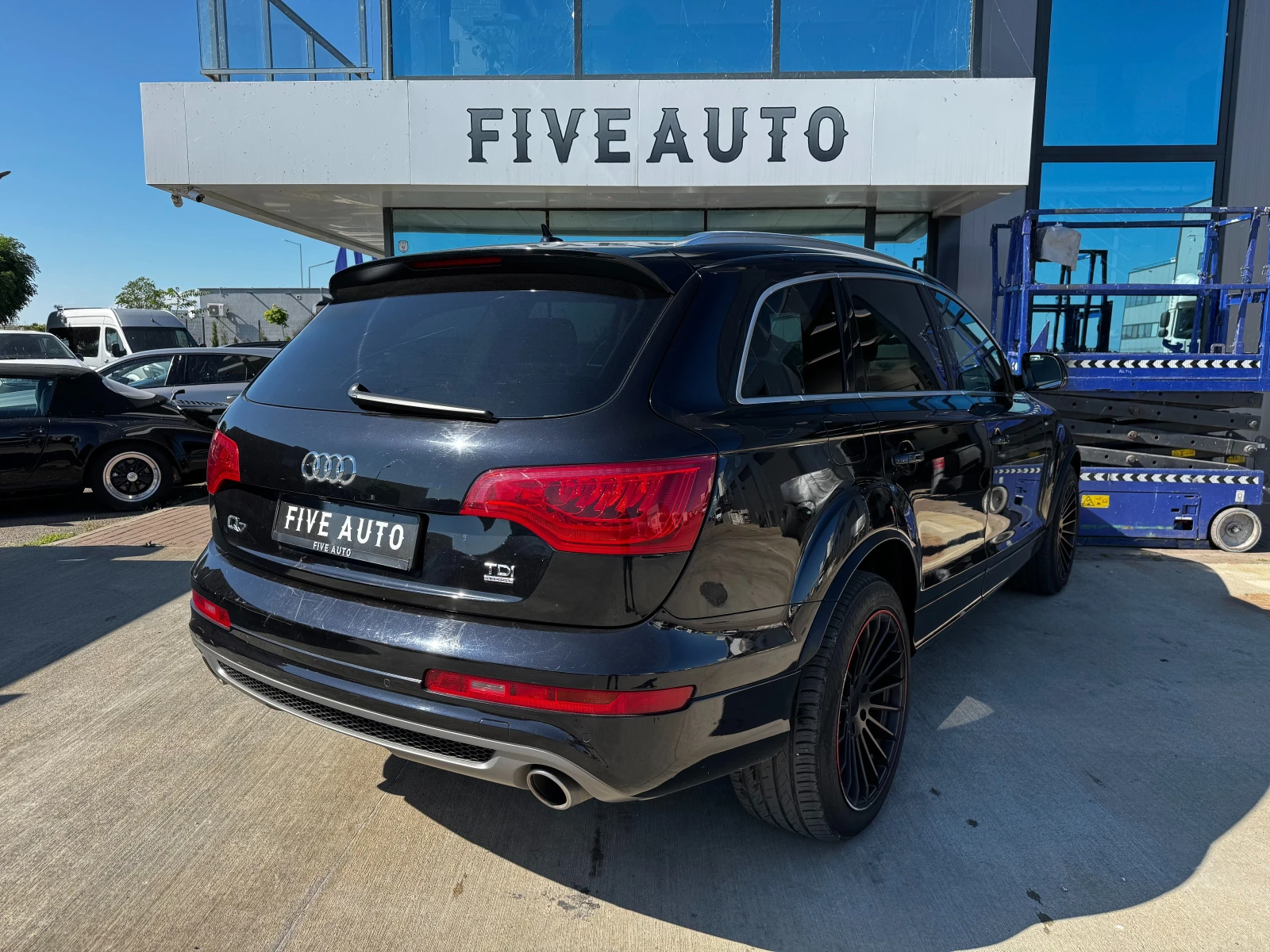 Audi Q7 / 4.2TDI / Facelift / Bose / Keyless / , снимка 7 - Автомобили и джипове - 55663999