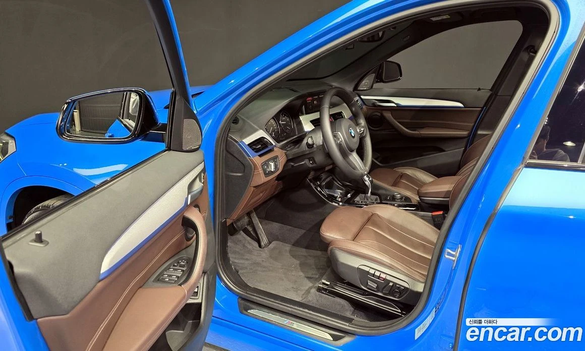BMW X1 xDrive 20i M Sport, снимка 10 - Автомобили и джипове - 55668972
