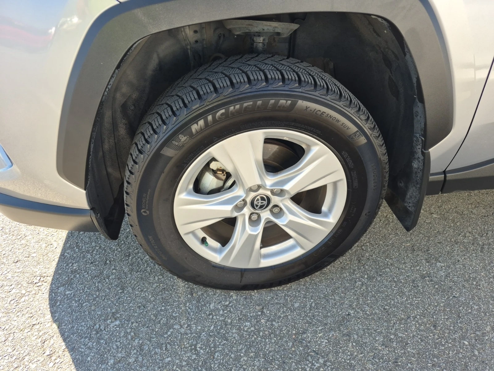 Toyota Rav4 * XLE AWD * CARFAX * ОПЦИЯ ЗА ФИНАНСИРАНЕ , снимка 7 - Автомобили и джипове - 55886675