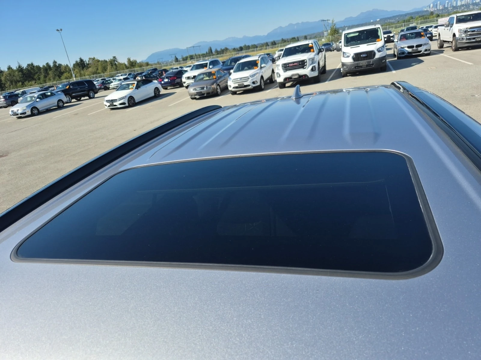 Toyota Rav4 * XLE AWD * CARFAX * ОПЦИЯ ЗА ФИНАНСИРАНЕ , снимка 16 - Автомобили и джипове - 55886675