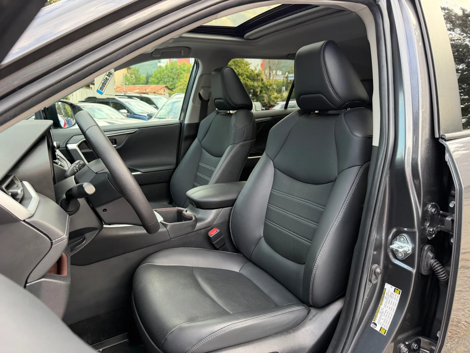Toyota Rav4 2.5 AWD LUXURY , снимка 8 - Автомобили и джипове - 55931762