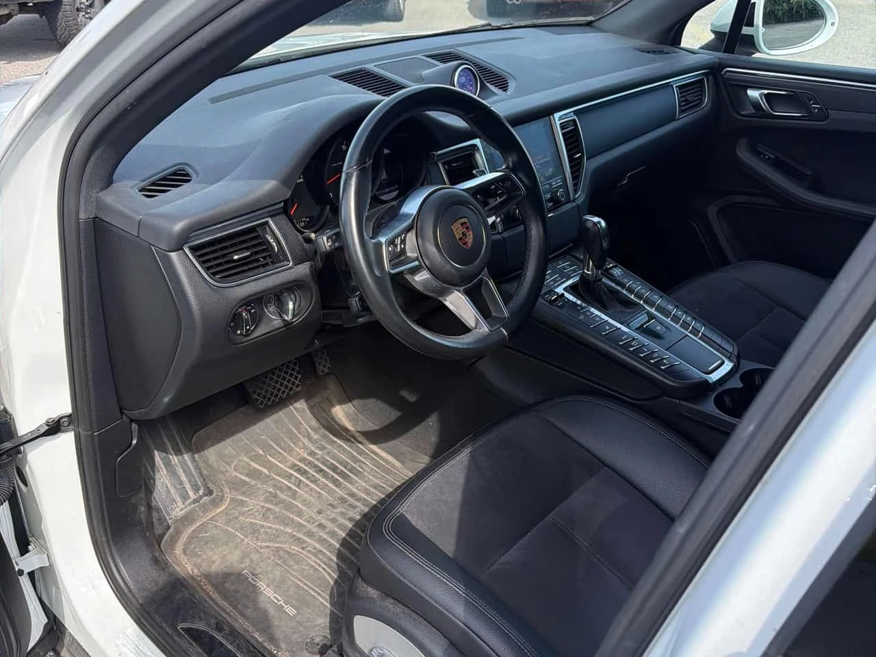 Porsche Macan * AWD * CARFAX * , снимка 5 - Автомобили и джипове - 56184068