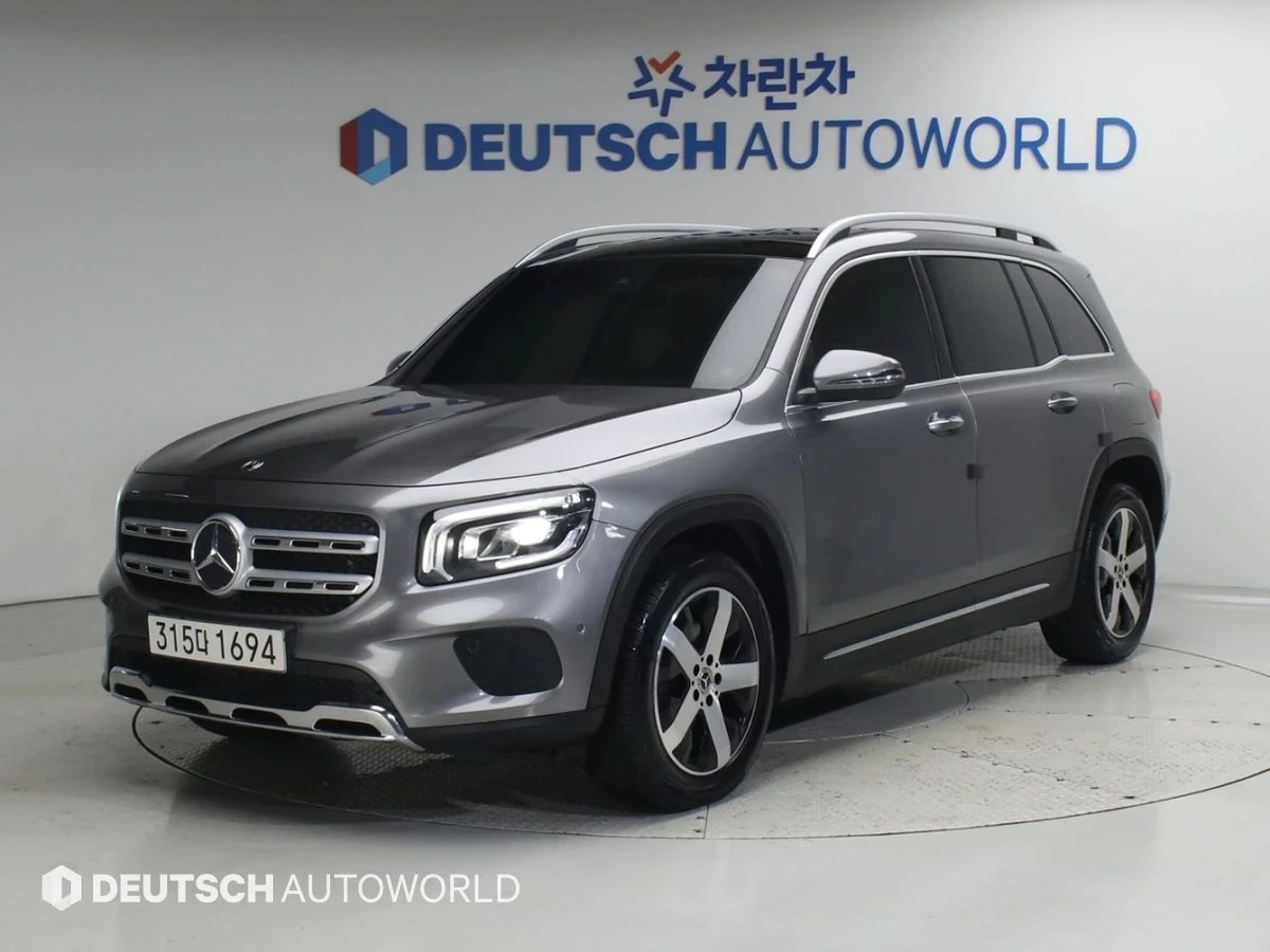 Mercedes-Benz GLB 220