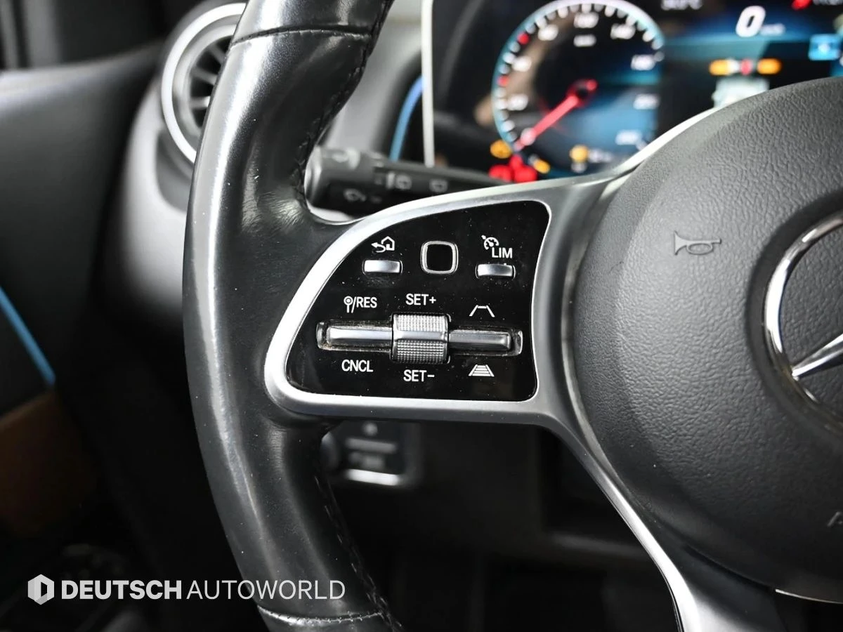 Mercedes-Benz GLB 220, снимка 16 - Автомобили и джипове - 56686694