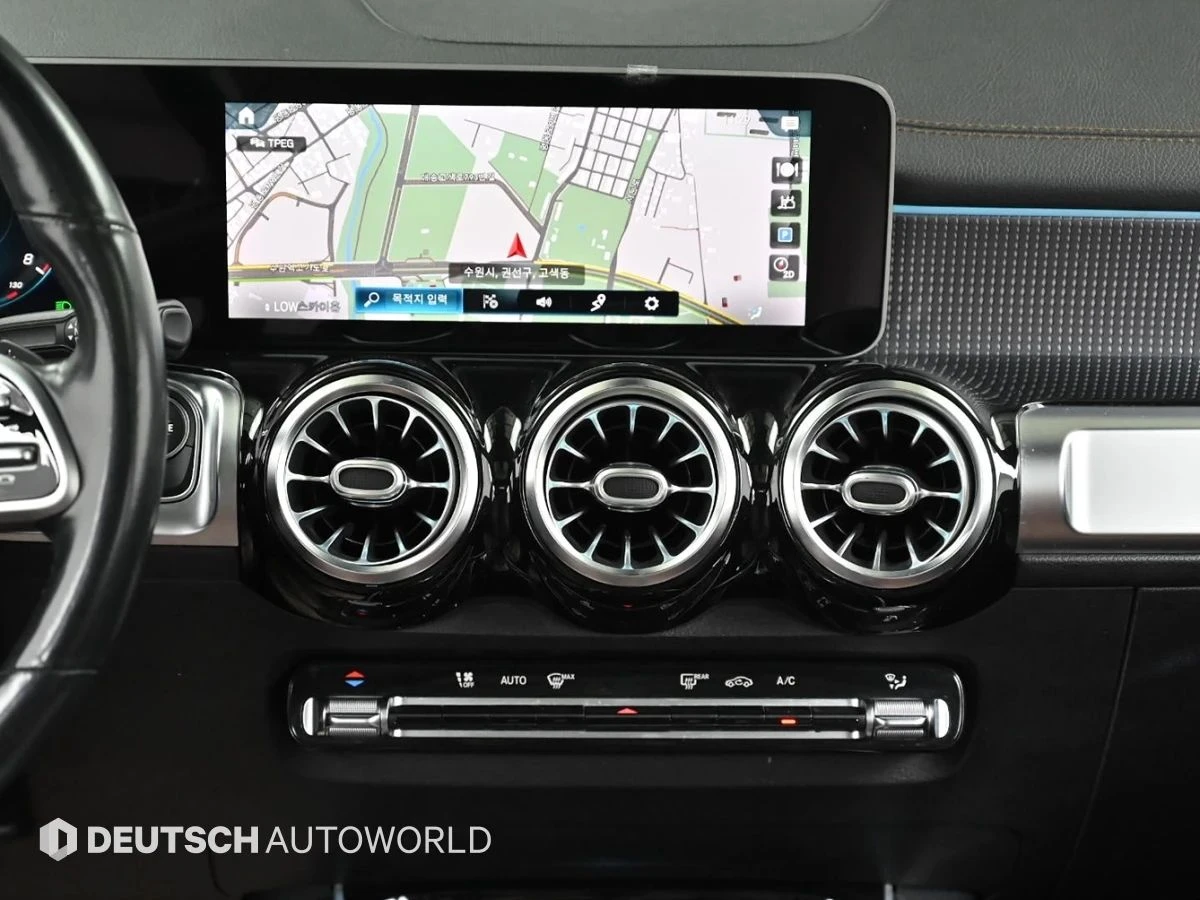 Mercedes-Benz GLB 220, снимка 14 - Автомобили и джипове - 56686694