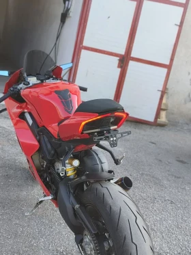 Ducati Panigale V4, снимка 2