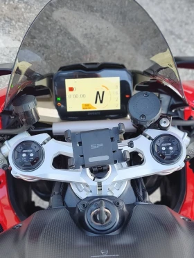 Ducati Panigale V4, снимка 9