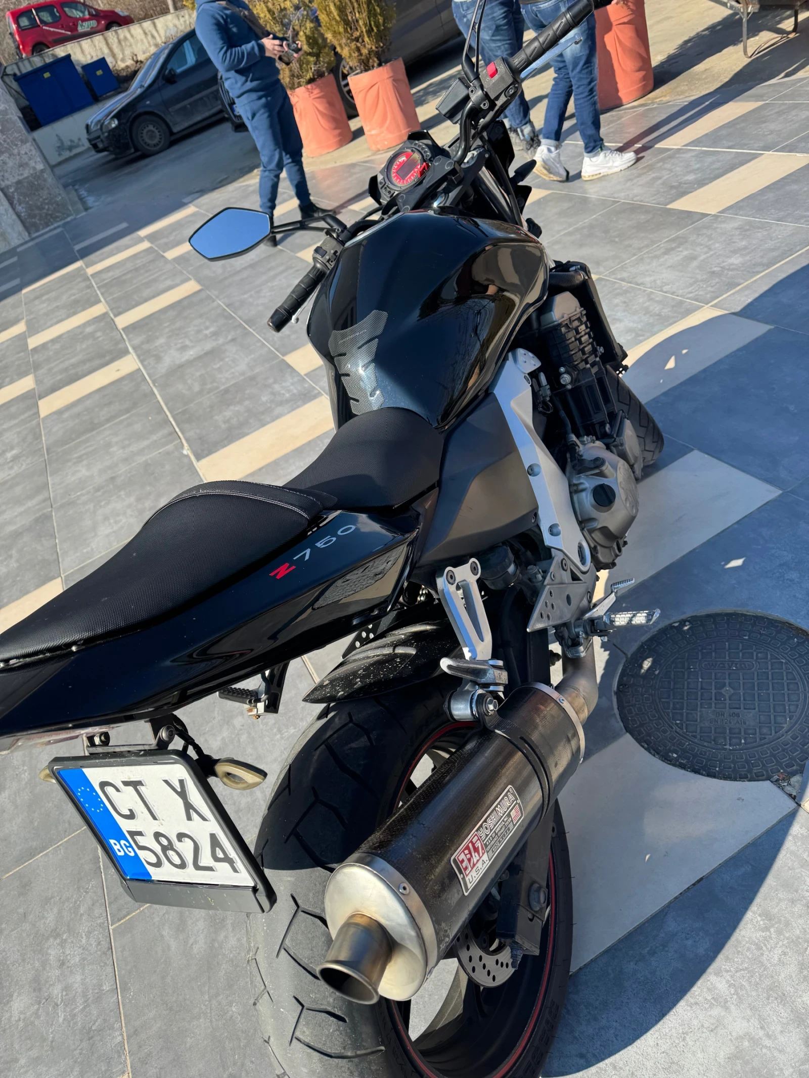 Kawasaki Z 750, снимка 6 - Мотоциклети и мототехника - 53720089