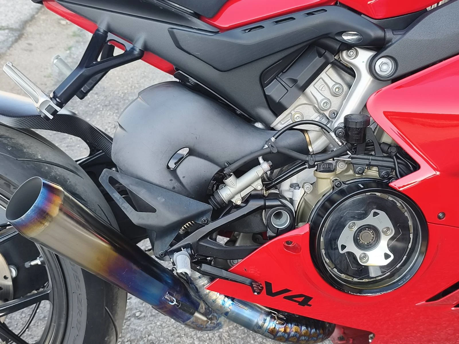 Ducati Panigale V4, снимка 8 - Мотоциклети и мототехника - 55646410